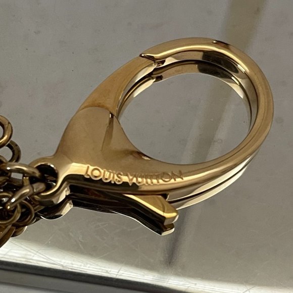 Louis Vuitton Bag Charm Fleur de Monogram Black Gold Plated Key Chain (128540) - Picture 2 of 6